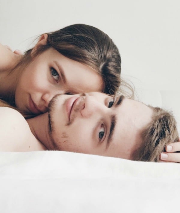 170826-couple-woman-on-top-1.jpg