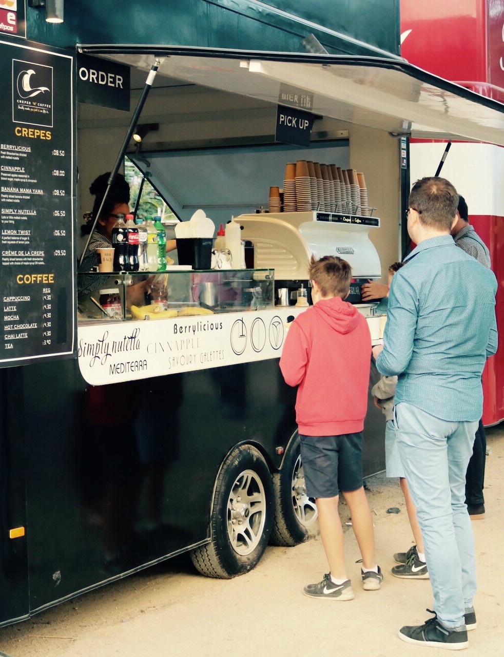 171875-foodtruck.jpg