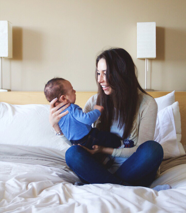 178384-mom-baby-bed.jpg
