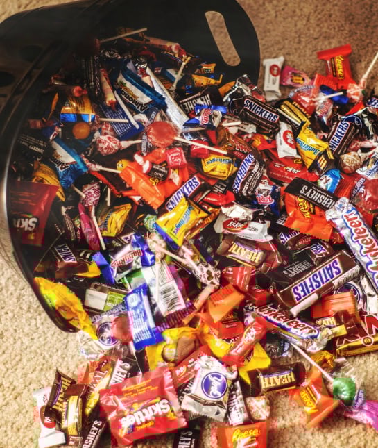 178879-halloween-candy-sensory-table-generic.jpg
