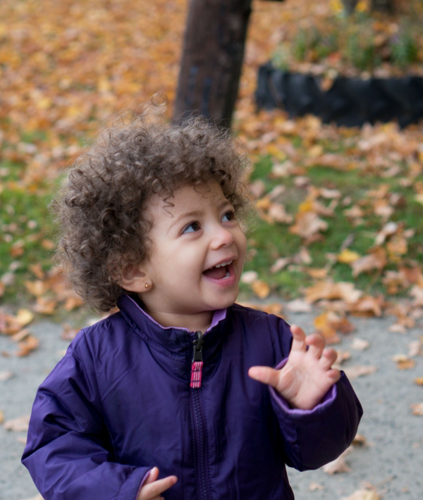 180961-kids-fall-leaves.png