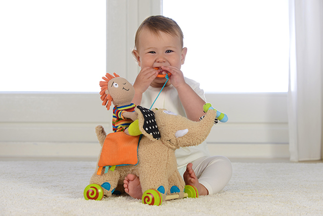 181152-dolce-pull-along-elephant.jpg 181152-dolce-pull-along-elephant.jpg