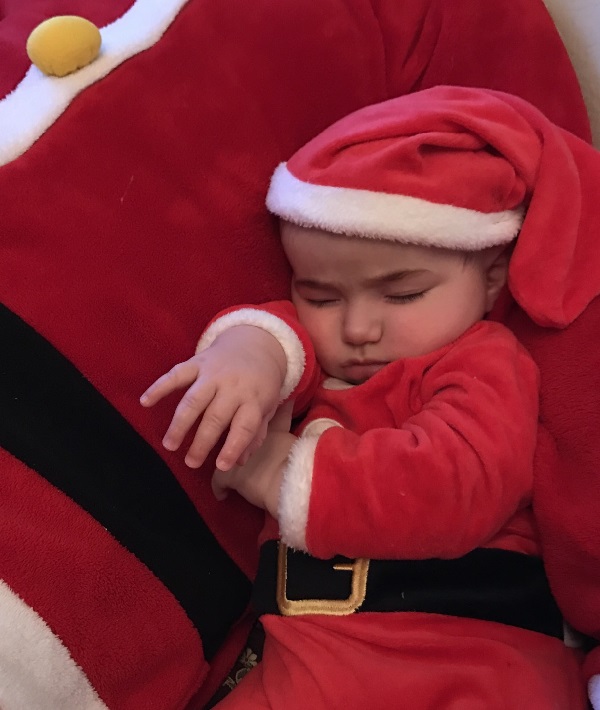 189318-sleep-like-santa.jpg