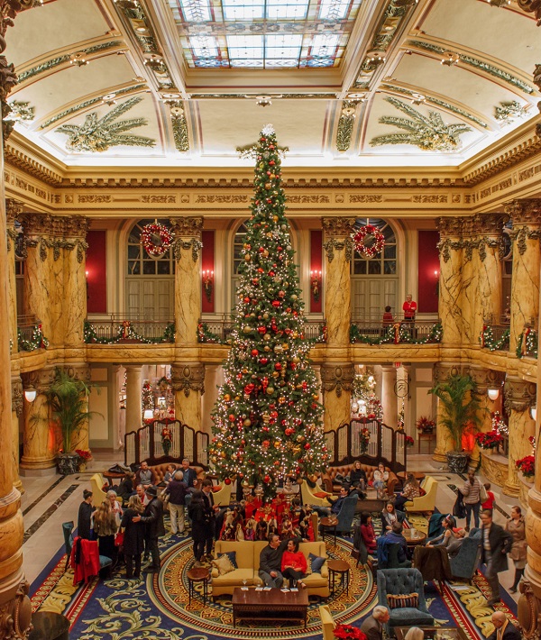 189336-christmas-hotel.jpg