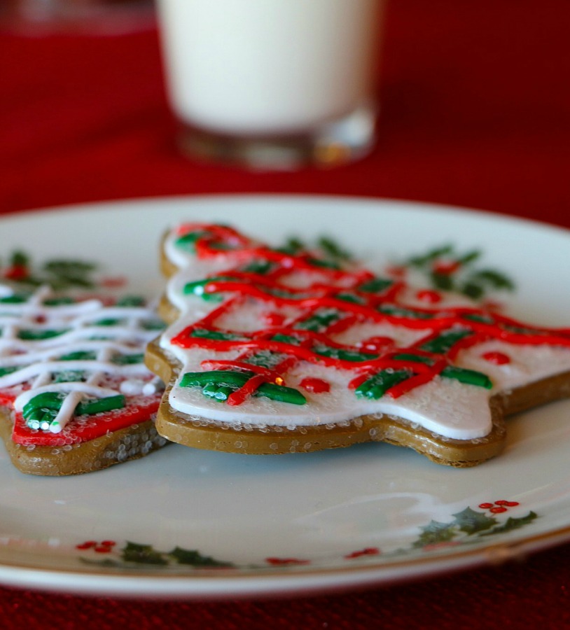 189355-santacookies.jpg