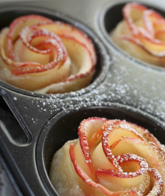 189670-healthier-holiday-foods-baked-apples.jpg 189670-healthier-holiday-foods-baked-apples.jpg