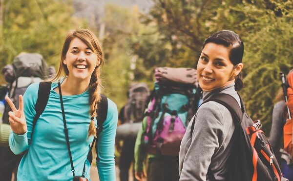 backpackers-travelers
