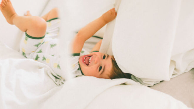 toddler-bed-awake
