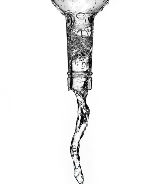198222-health-myths-water.jpg