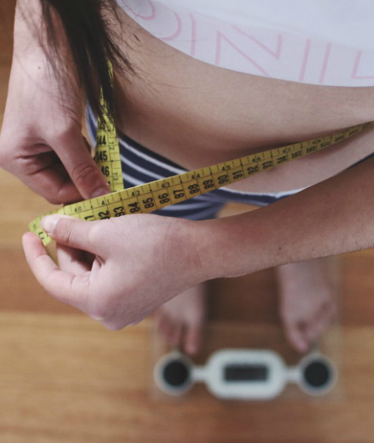 198536-signs-serious-health-problems-food-obsession.jpg
