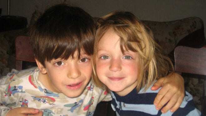 brother-sister-sandra-miller