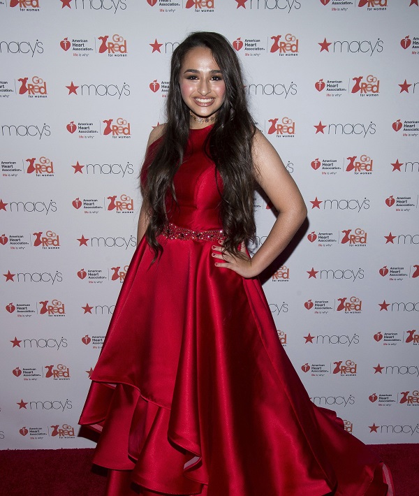 NYFW Fall/Winter 2017 - Red Dress Collection - Red Carpet, New York, USA - 9 Feb 2017 NYFW Fall/Winter 2017 - Red Dress Collection - Red Carpet, New York, USA - 9 Feb 2017