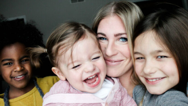 mom-three-kids
