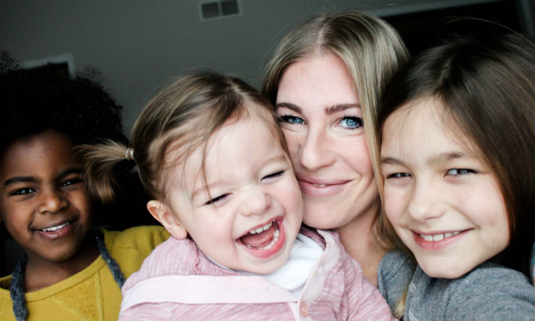 mom-three-kids