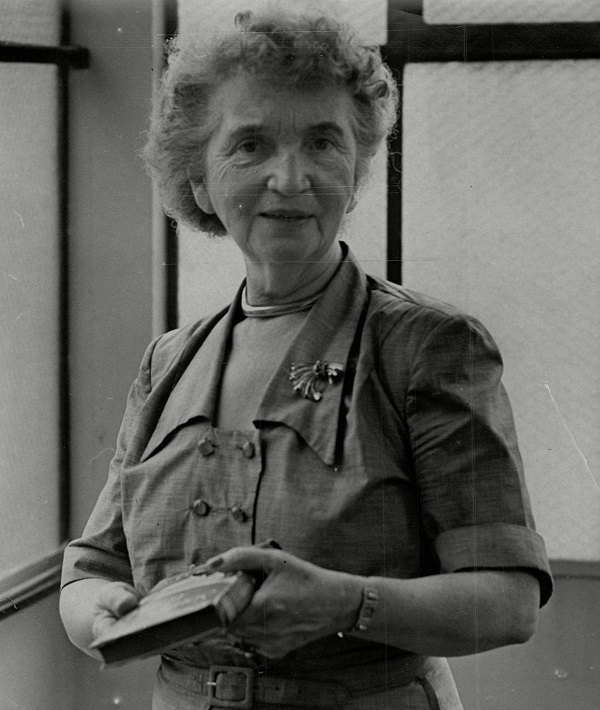 Mrs Margaret Sanger Slee.