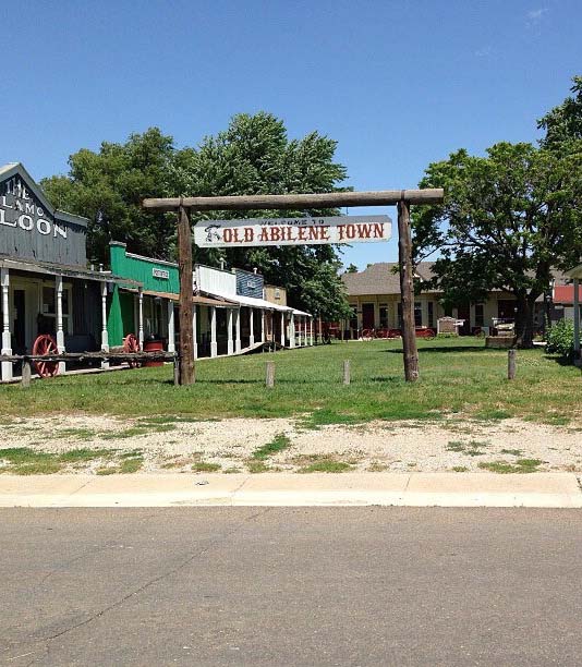 207702-abilene-ks_t20_wawxm0.jpg