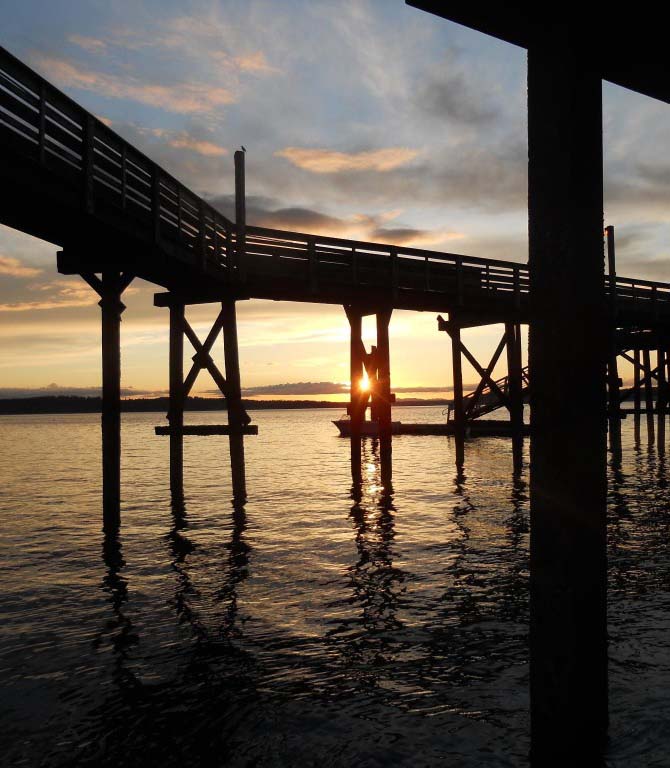 208448-steilacoom-dock-wa_t20_o32l92.jpg