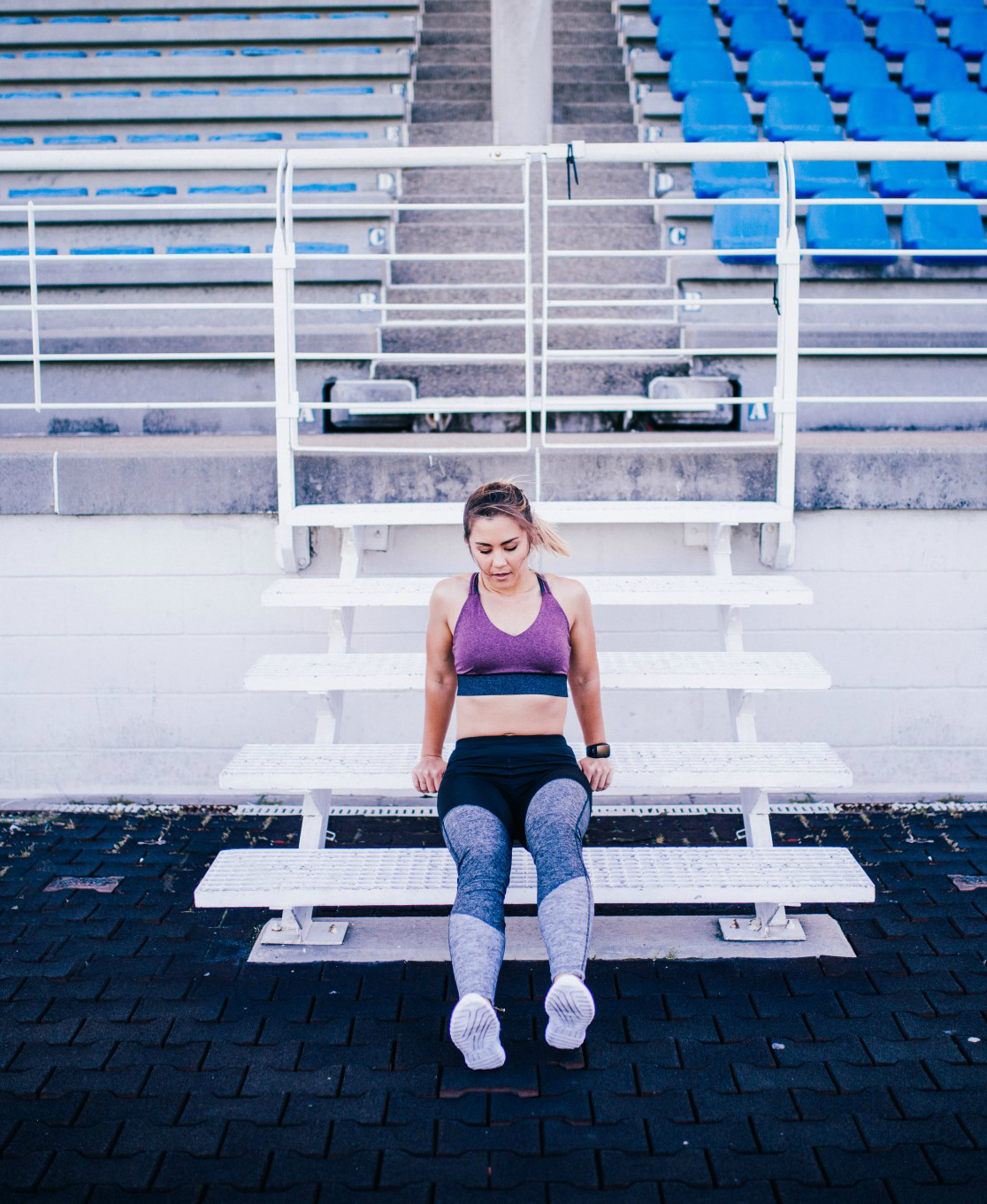 208730-prep-body-swimsuit-season-tricep-dips.jpg