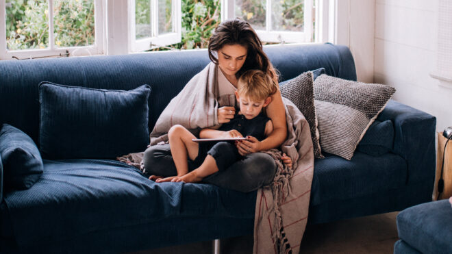 momdotme-social-life