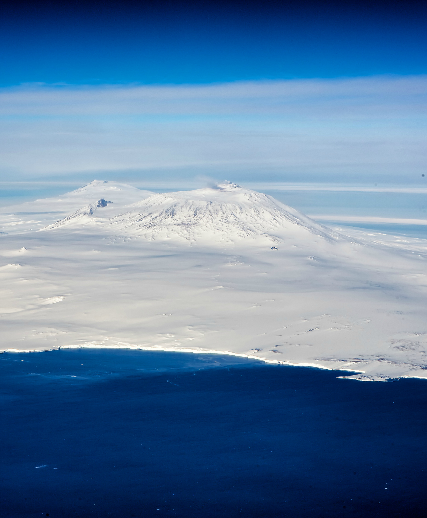 212061-national-geography-bee-winning-questions-mt-erebus.jpg