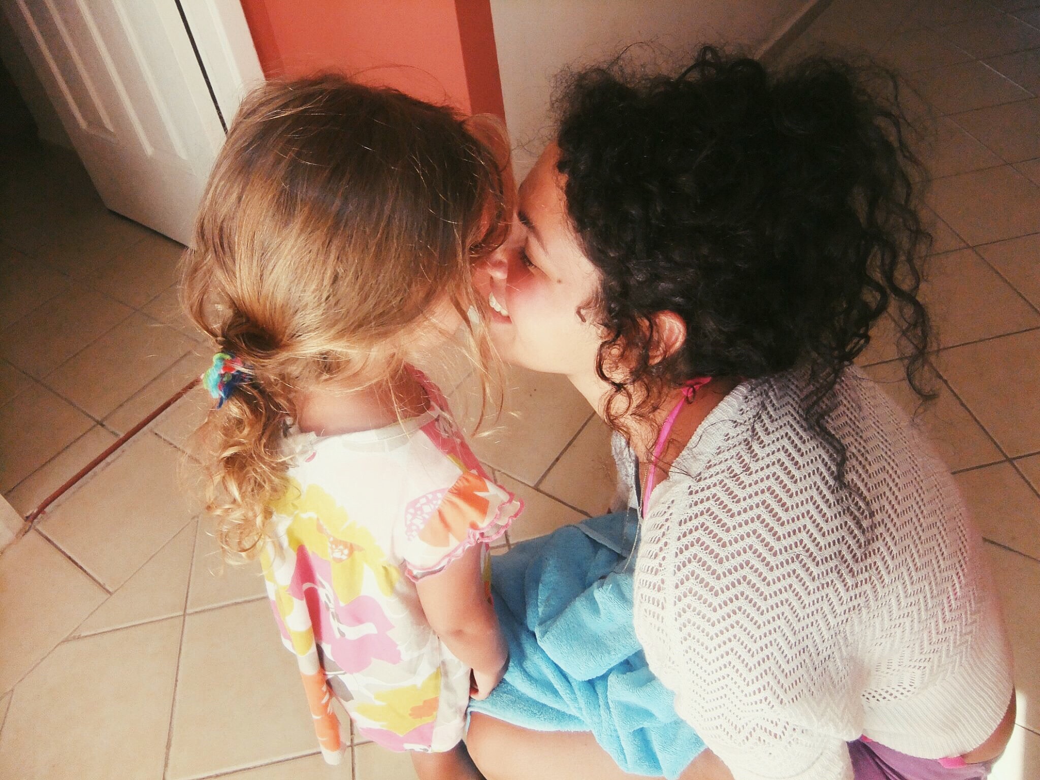 mom and daughter - Processed with VSCOcam with p5 preset