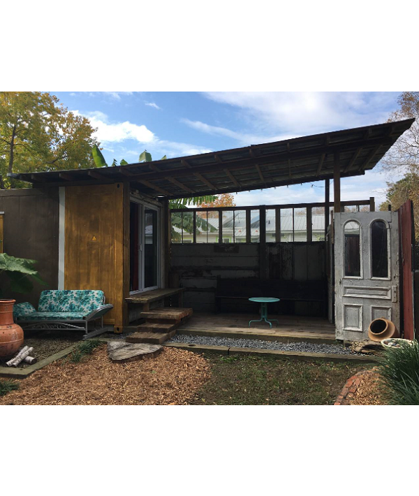 217777-south-carolina-charleston-small-hideaway-320-sq-feet-of-a.png