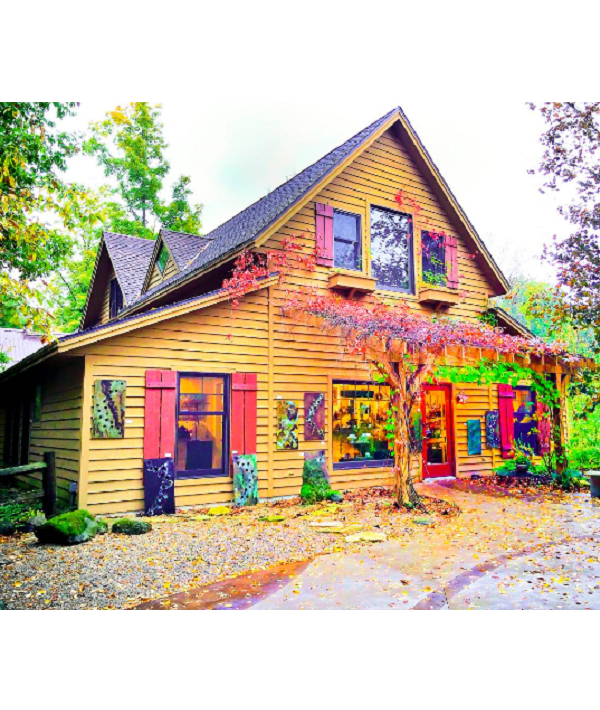 217804-wisconsin-egg-harbor-treehouse-at-plum-bottom.png