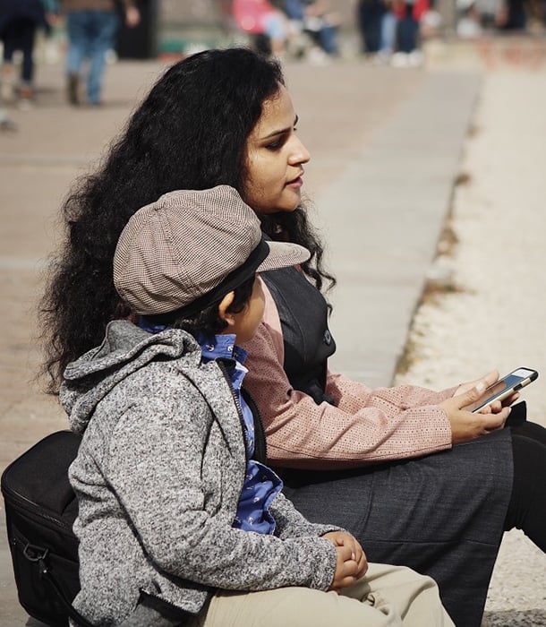 223736-mother-son.jpg