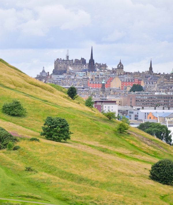 226821-edinburgh-scotland.jpg
