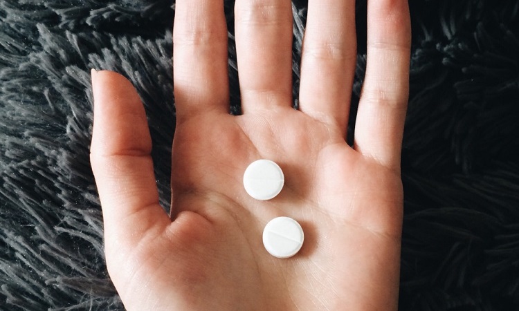 tablets-prescription-hands