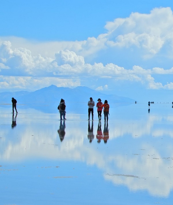 228671-uyuni-bolivia.jpg