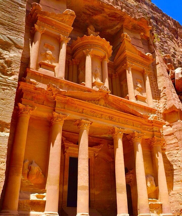 228701-petra-jordan.jpg