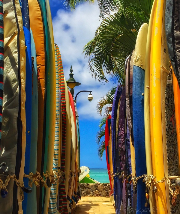 228704-hawaiian-islands.jpg