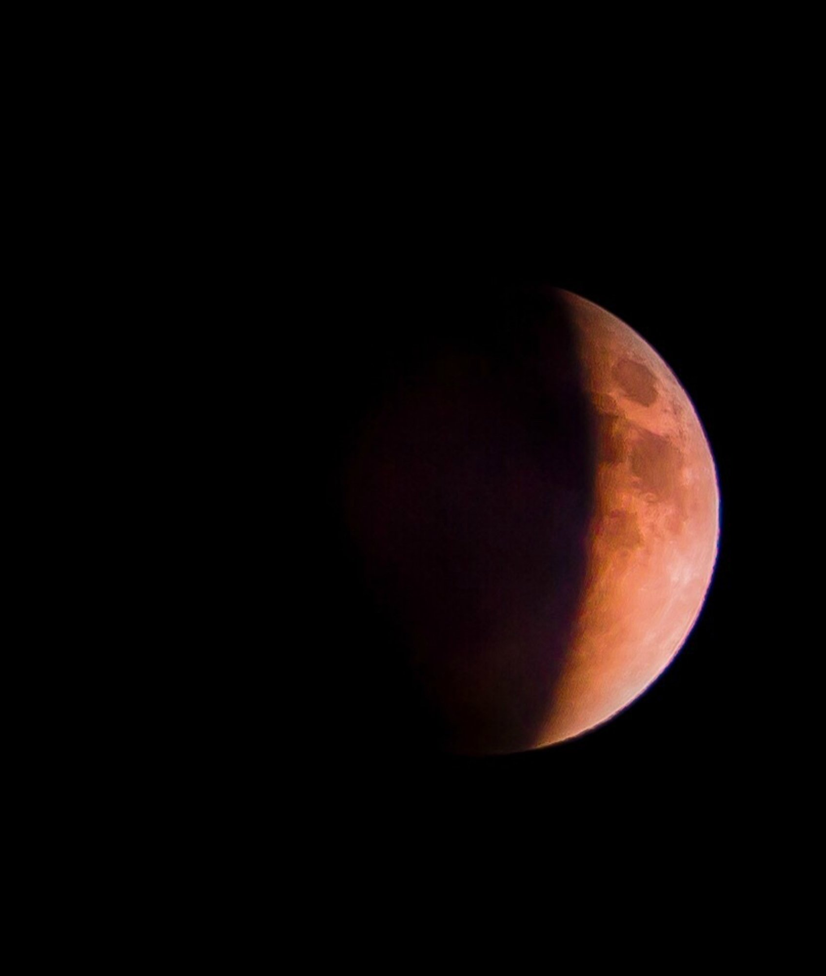 231028-celestial-events-total-lunar-eclipse.jpg