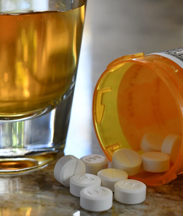 231690-alcohol-pills.jpg