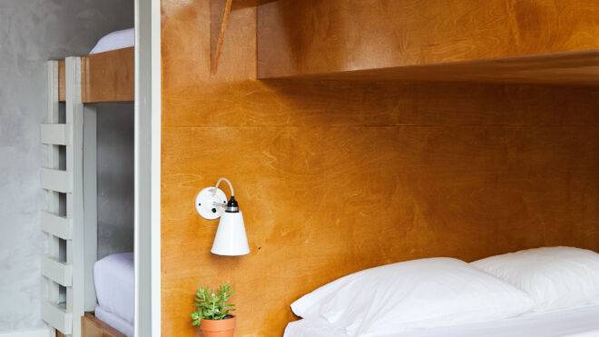 the-drifter_quad-queen-guestrooms_nicole-franzen-for-design-hotelstm
