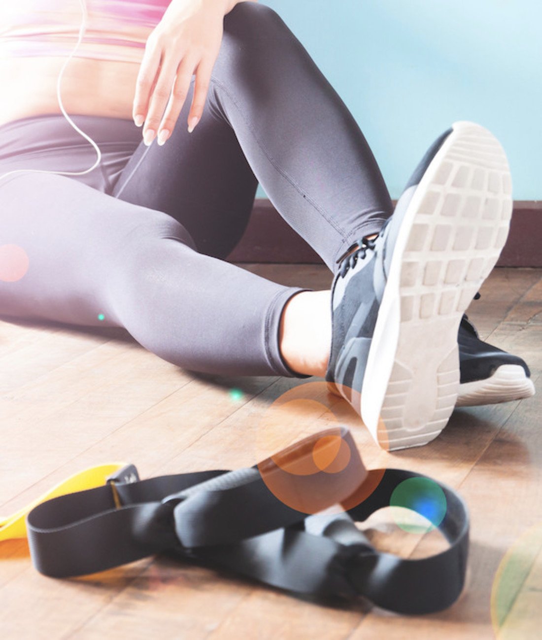 234183-female-fitness-resting-and-relaxing-after-workout-woman-s.jpg