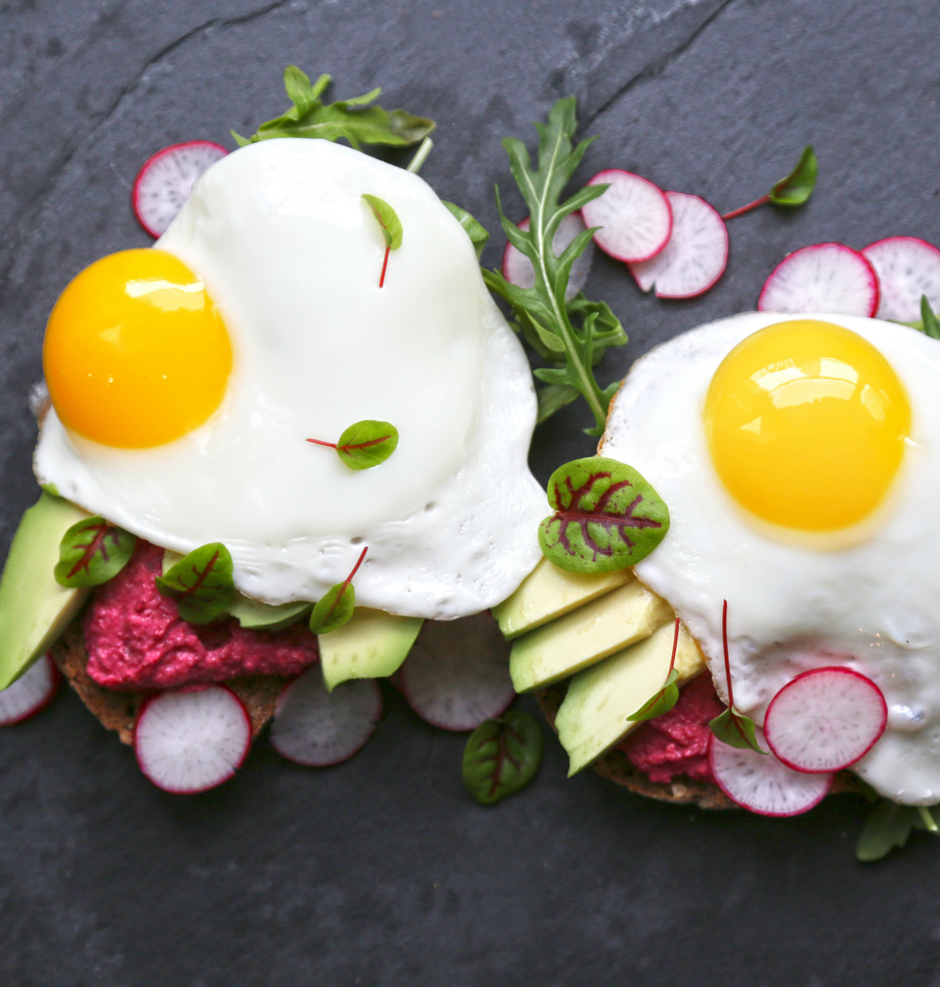 235914-healthy-holiday-eating-eat-breakfast.jpg
