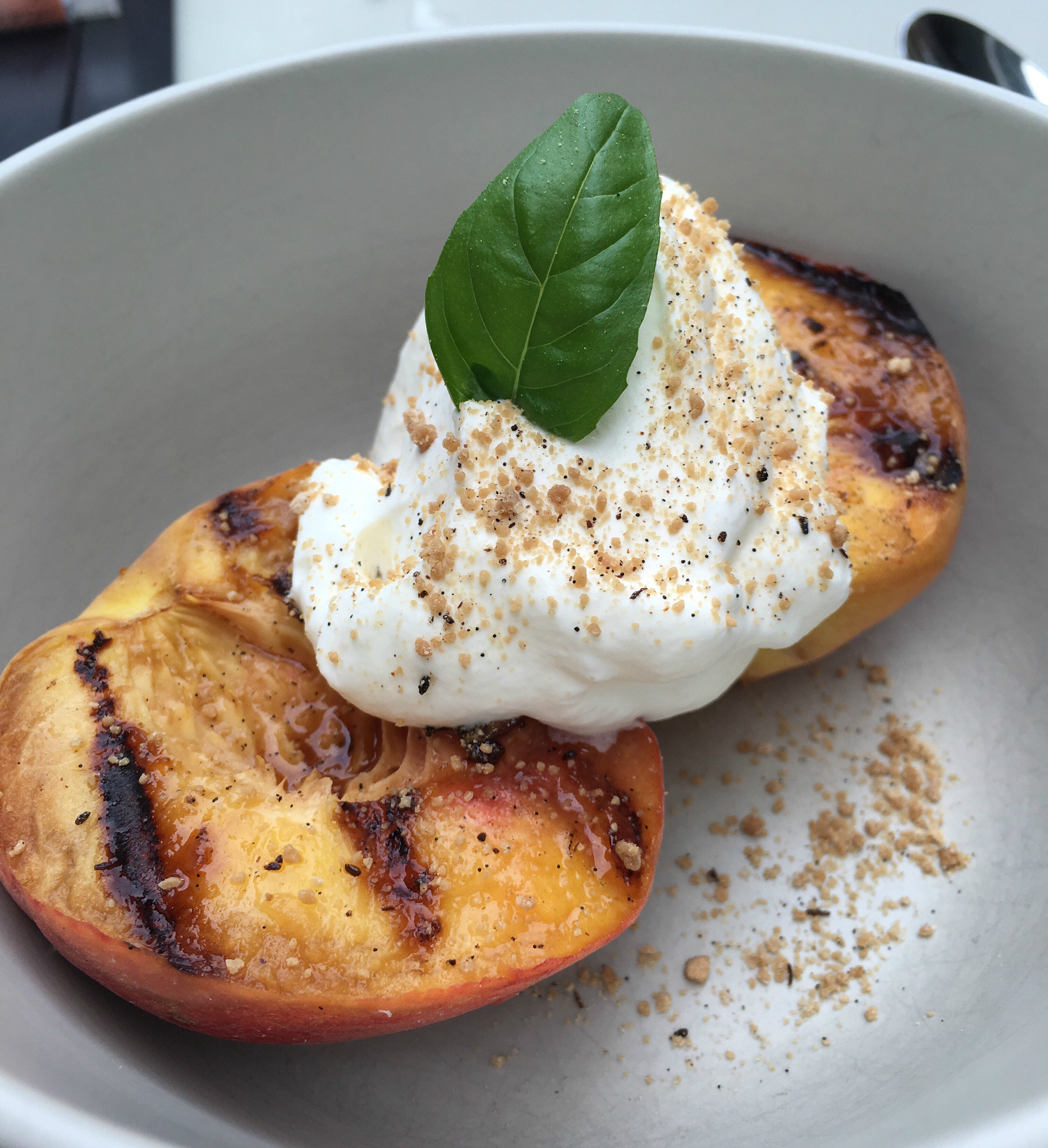 235916-healthy-holiday-eating-grilled-fruit-pie.jpg