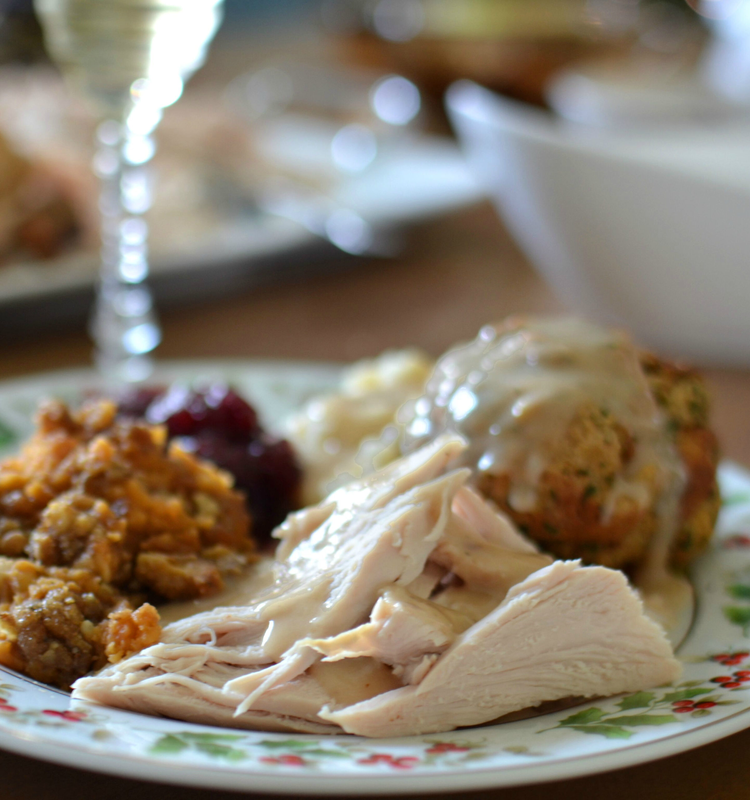 235921-healthy-holiday-eating-eat-what-love.jpg