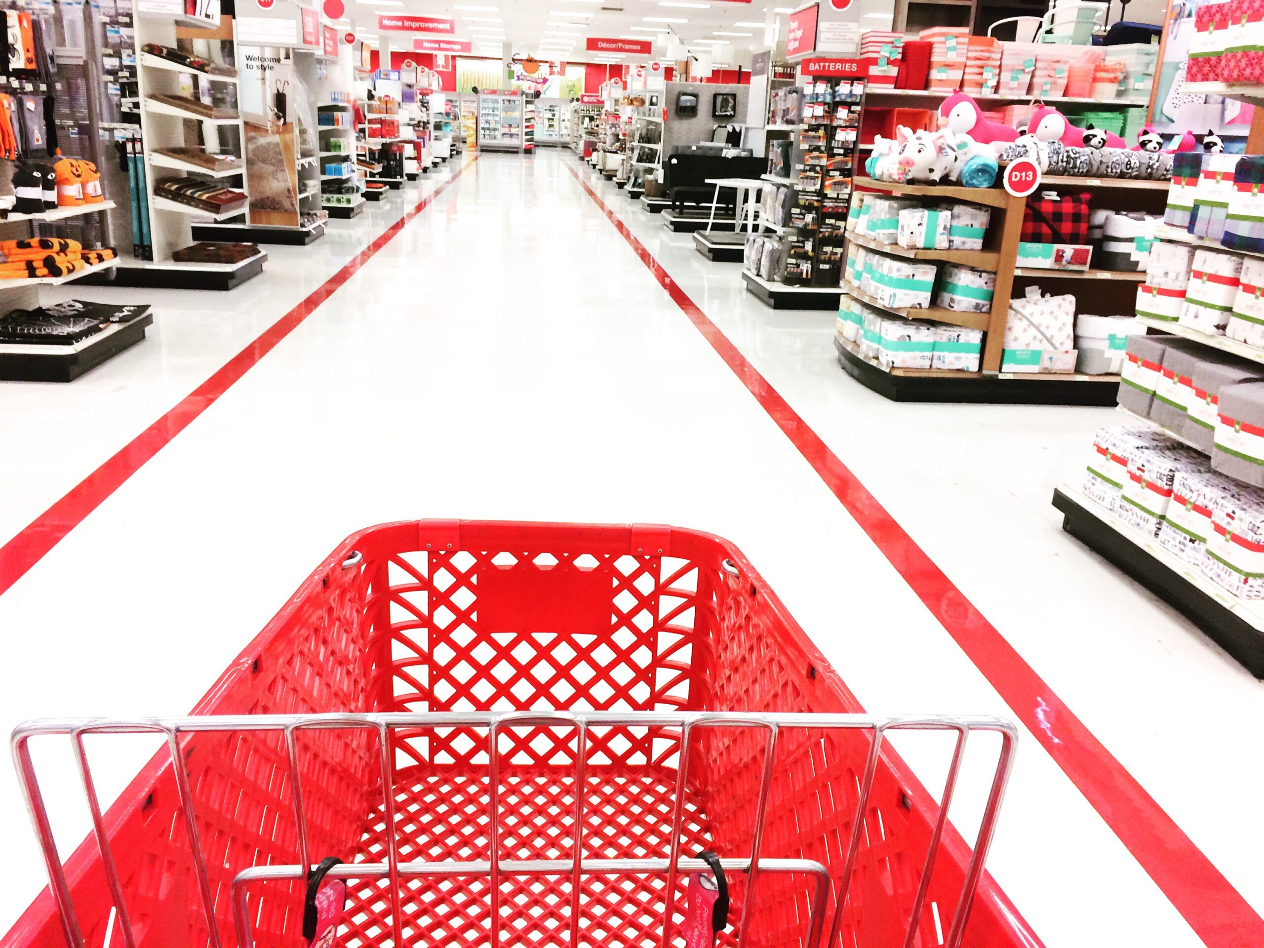 236470-target-cart-aisle.jpg