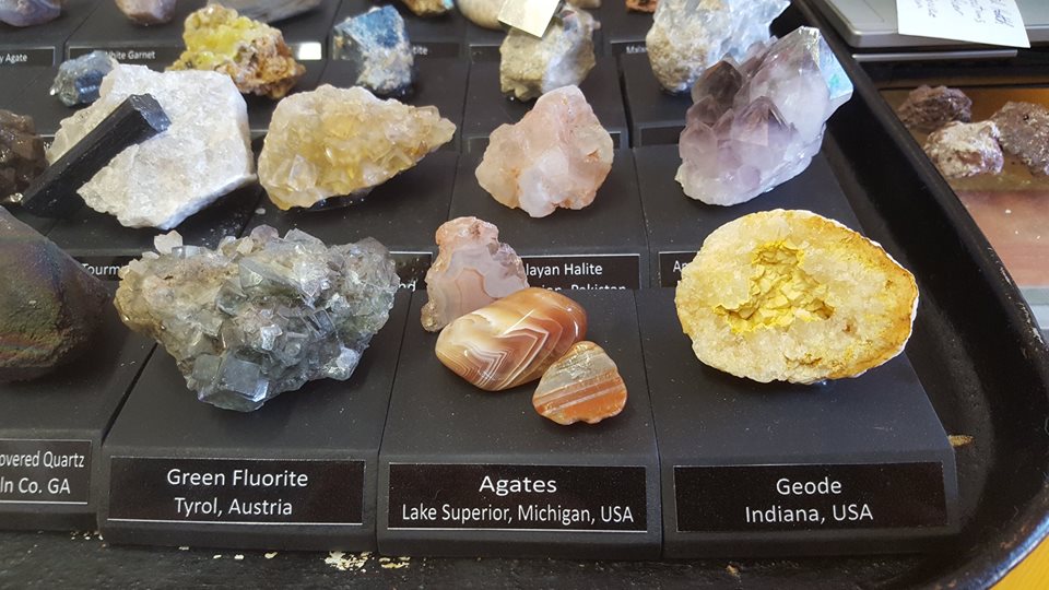 236515-sesula-mineral-gem-museum.jpg