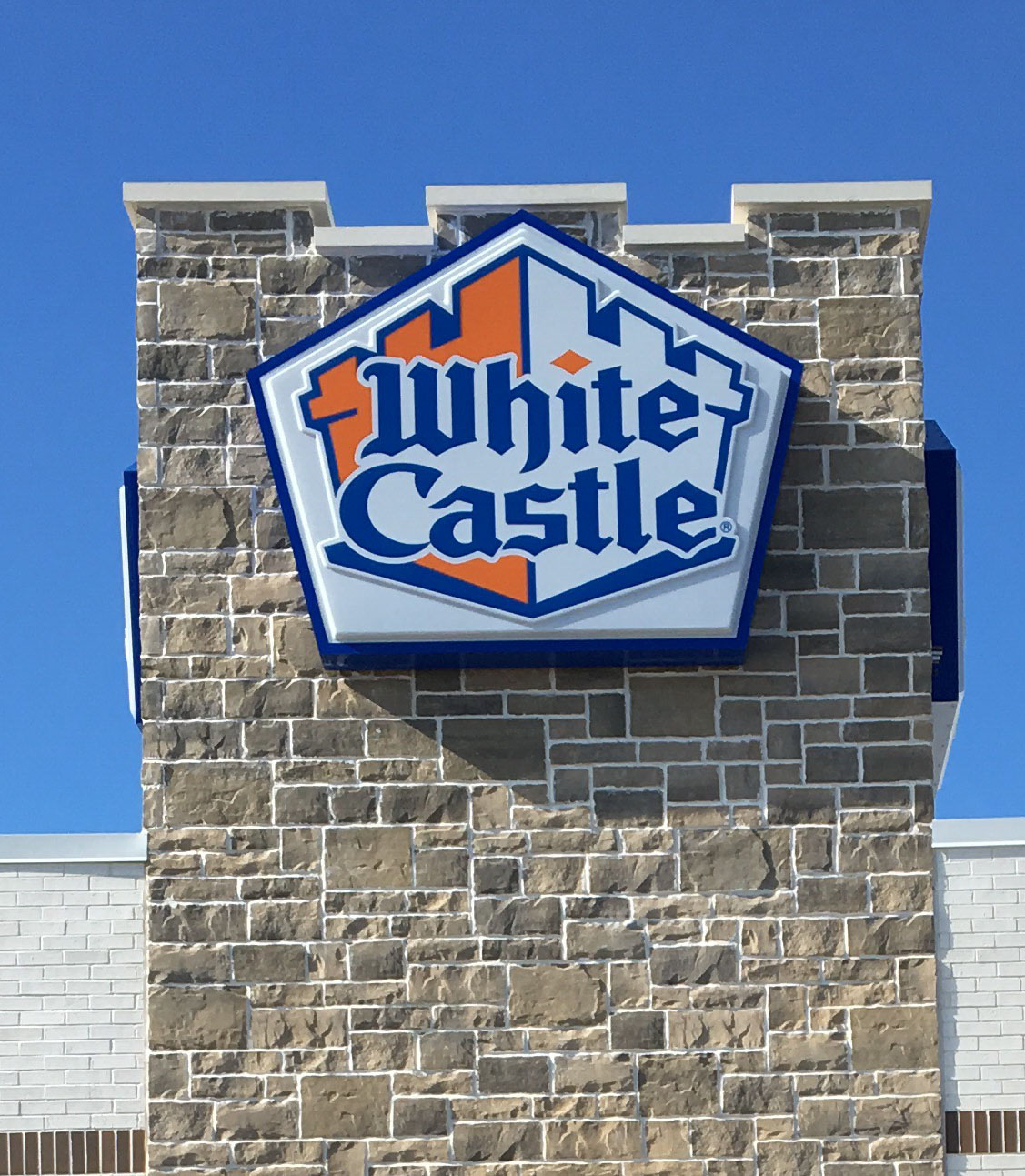 238170-white-castle_t20_nqrw2q-1.jpg
