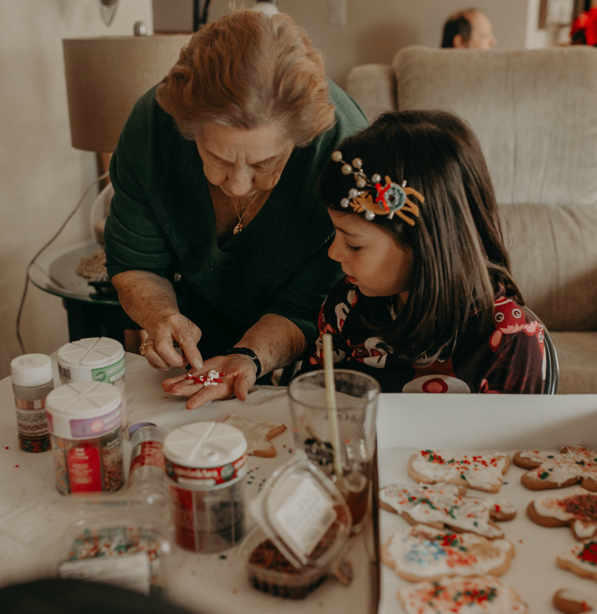 238277-family-outings-black-friday-cookies-grandma.jpg