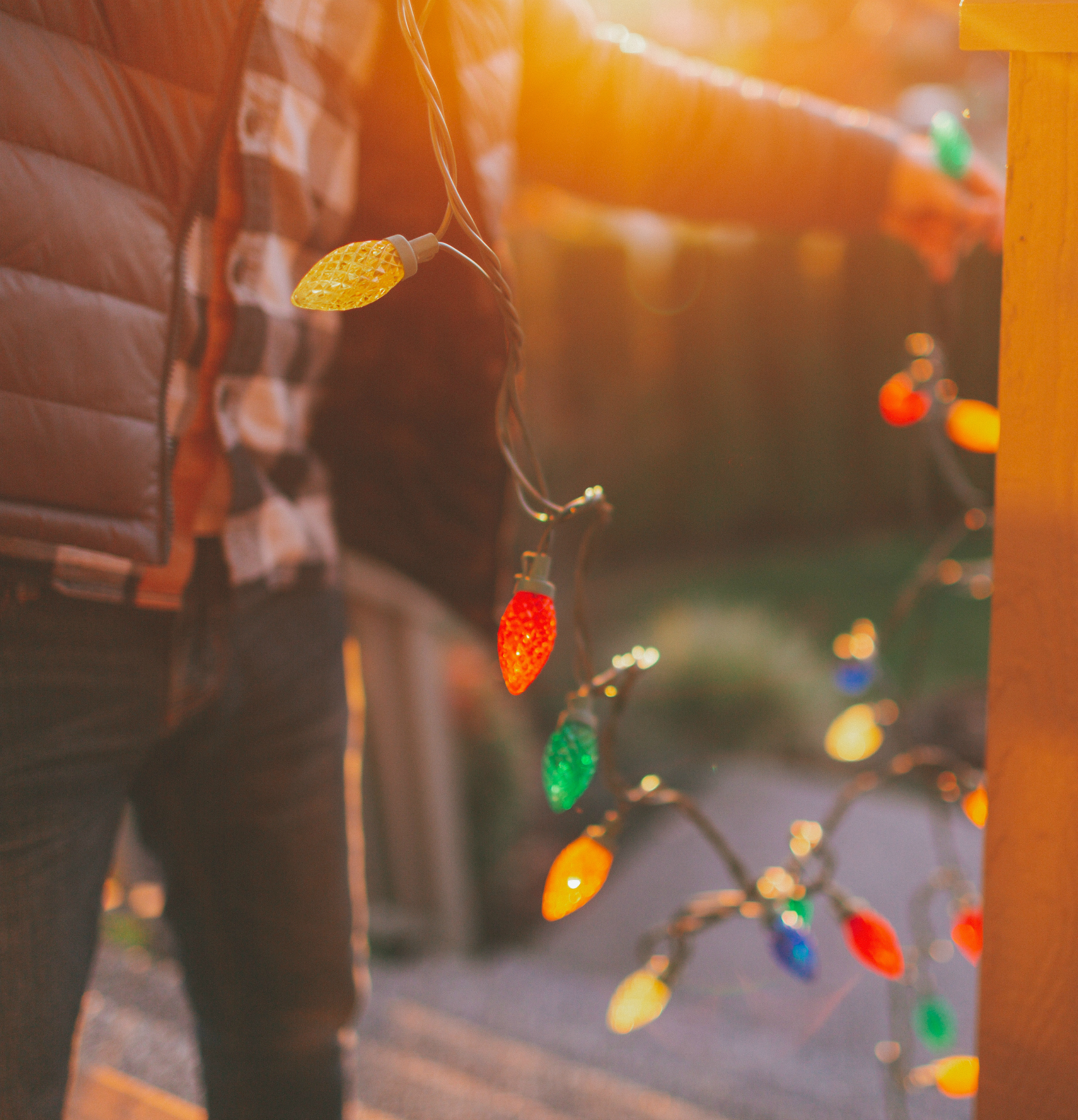 238282-family-outings-black-friday-hang-christmas-lights.jpg