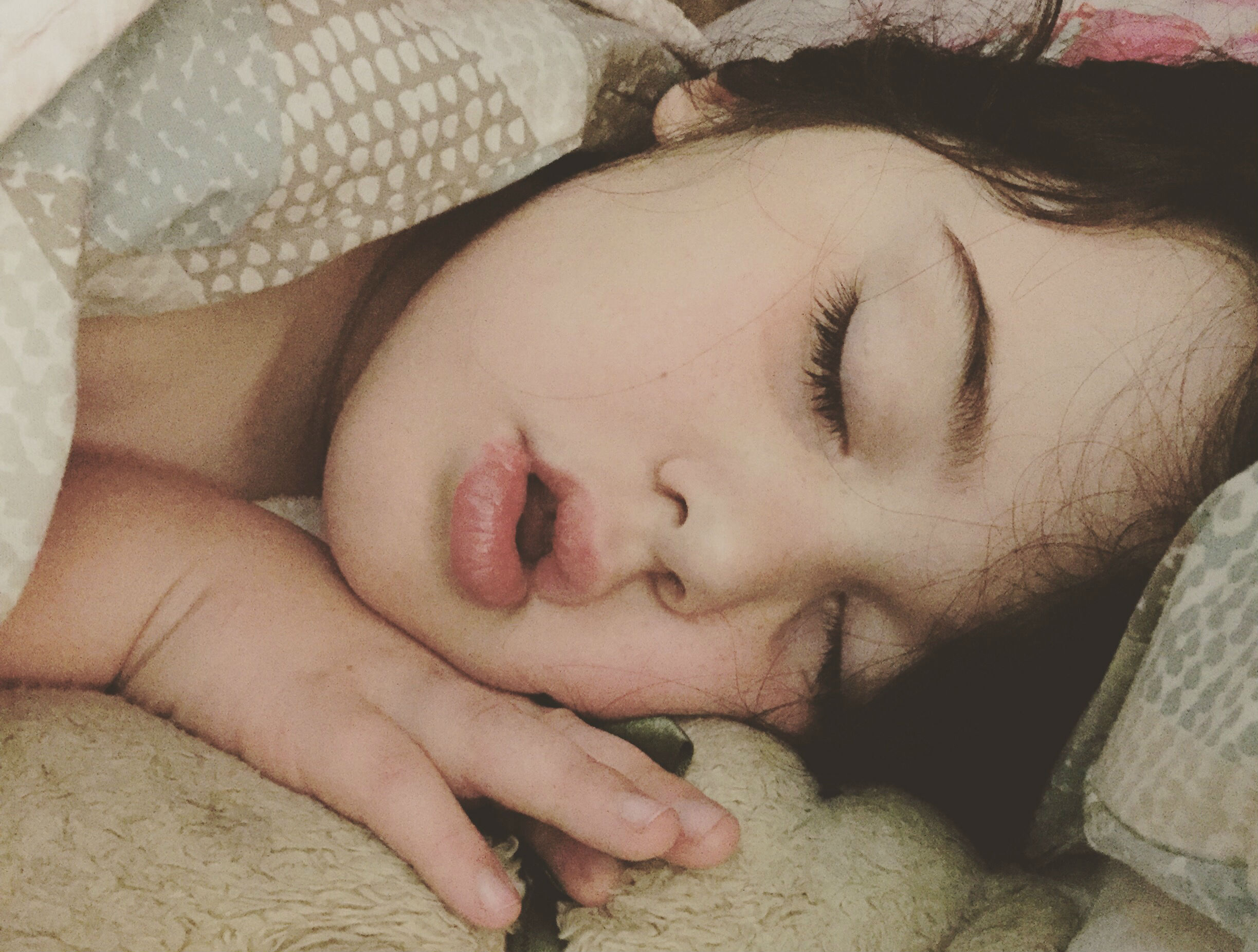 sleeping-child