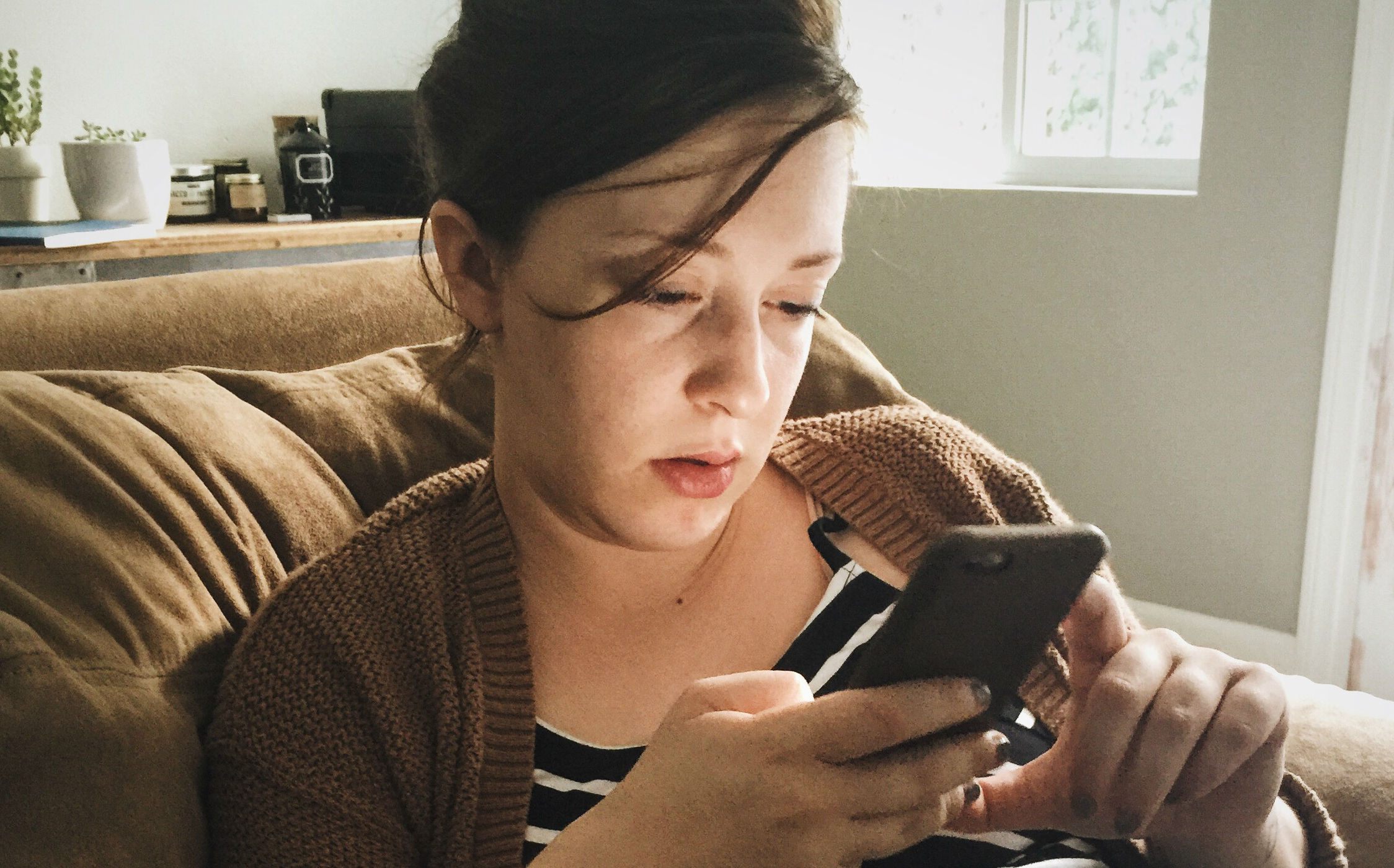 woman-on-phone