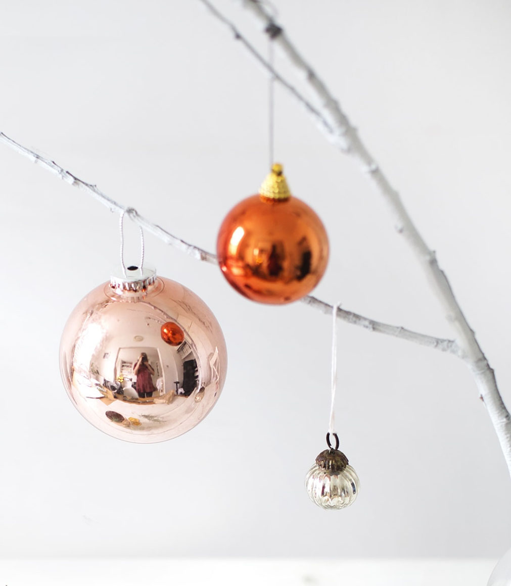 240632-december-styling-the-seasons-baubles-and-cocktails.jpg
