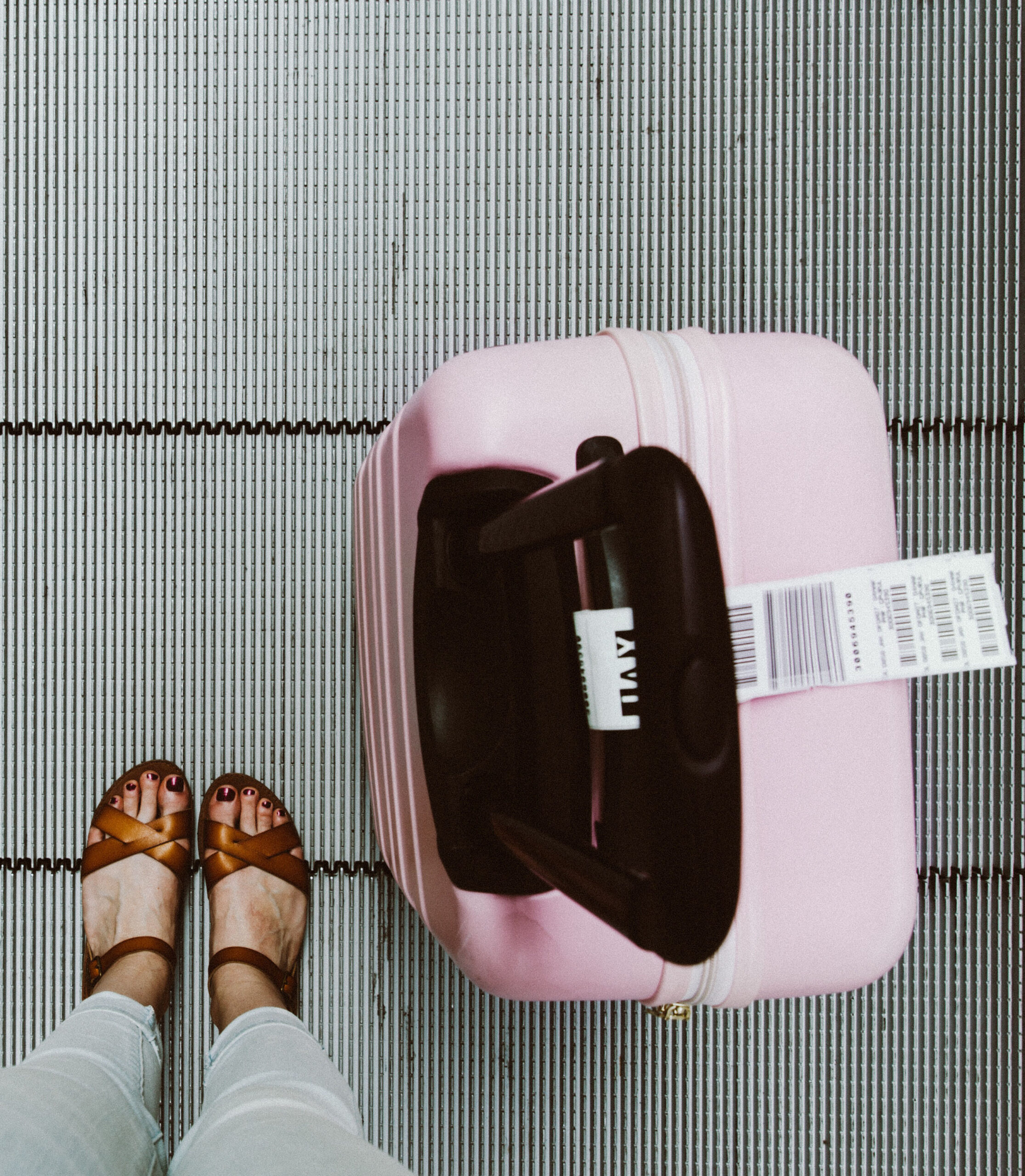 240695-airport-vibes_t20_d1z3rj.jpg