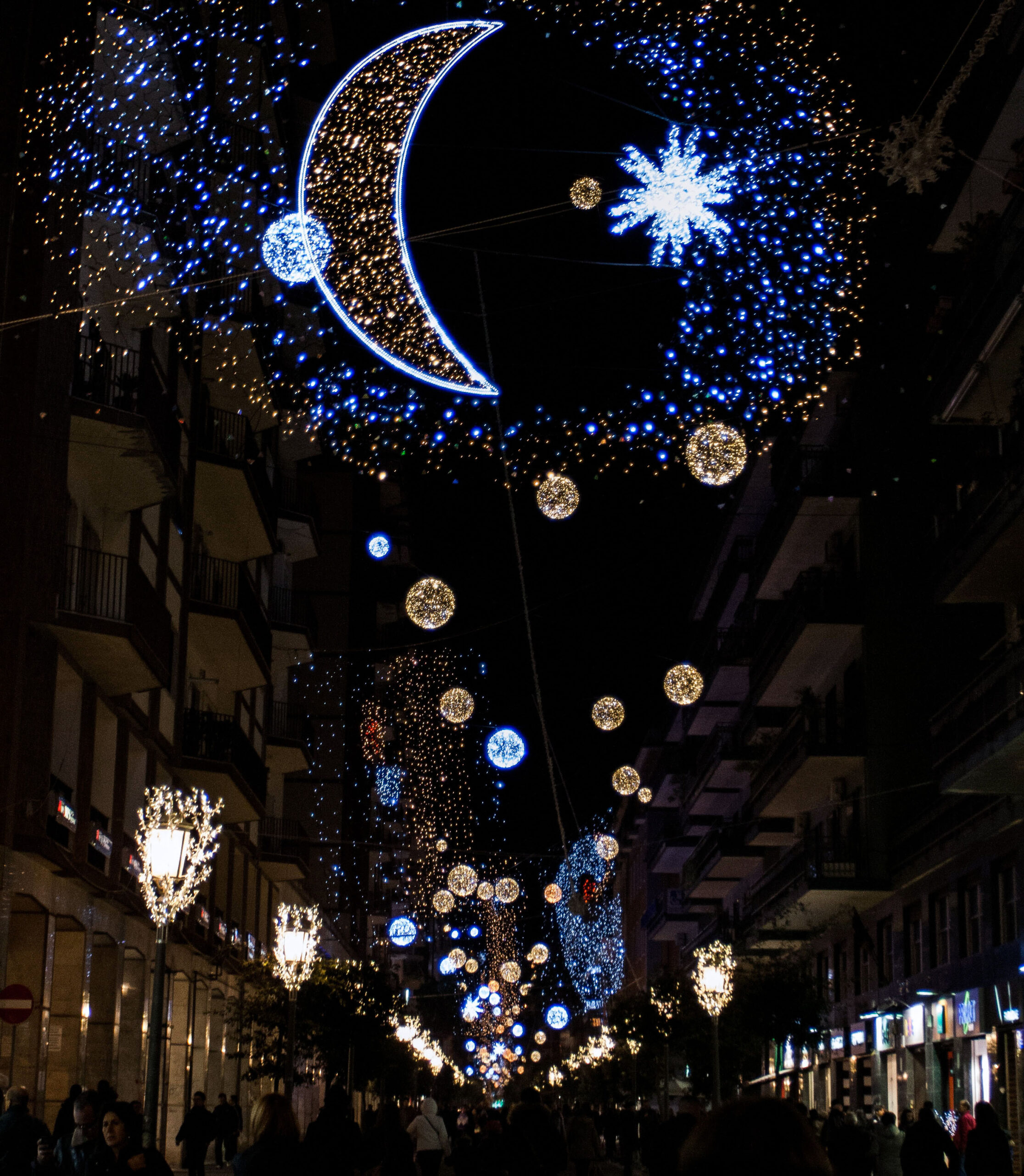 ITALY-CHRISTMAS-LIGHTS-SALERNO